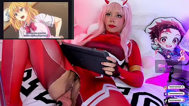 LemonSweet2 online show from 12/19/25, 02:15