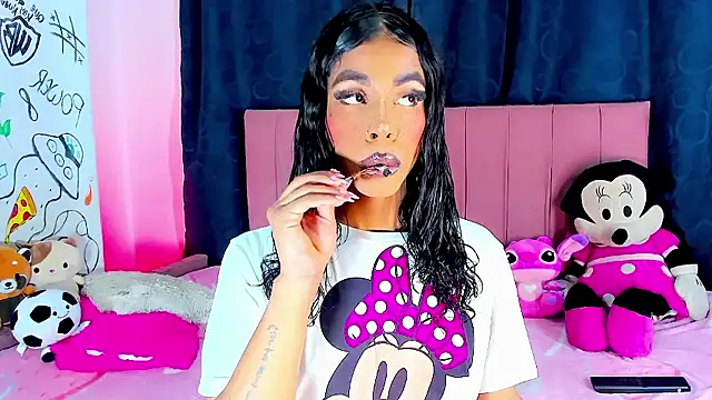 bloom444 online show from 01/11/26, 02:29