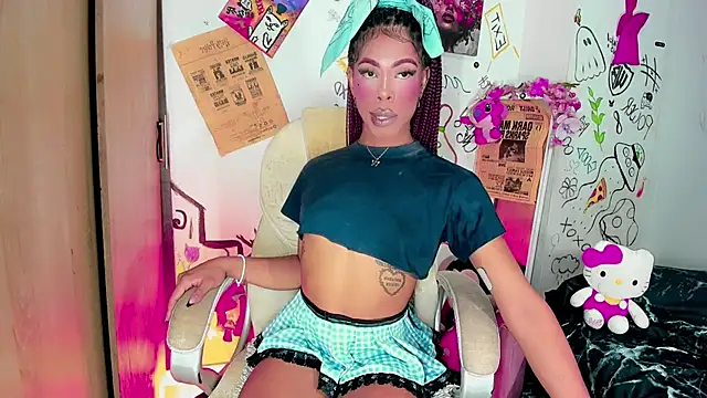 bloom444 online show from 05/30/26, 02:18