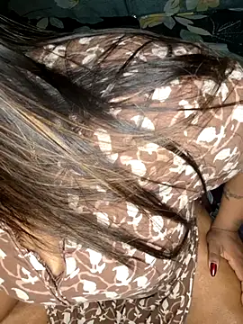 Snapshot of IndieSM chatting on 01/18/26, 04:32 IndieSM online show from 01/18/26, 04:32