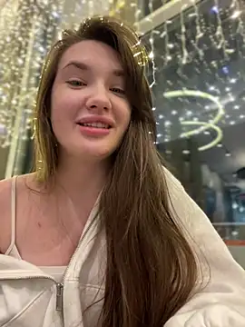 Snapshot of Holly_Molii chatting on 01/10/25, 11:00 Holly Molii online show from 01/10/25, 11:00