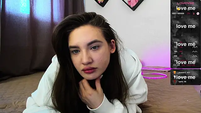 Snapshot of Holly_Molii chatting on 02/09/25, 07:15 Holly Molii online show from 02/09/25, 07:15