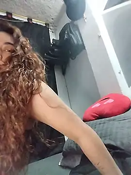 liannalee  online show from 04/19/26, 10:56