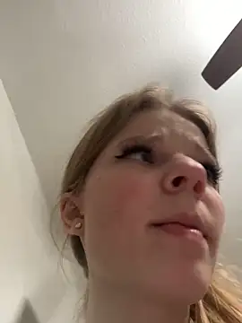 foxy ana13 online show from 03/22/25, 08:40