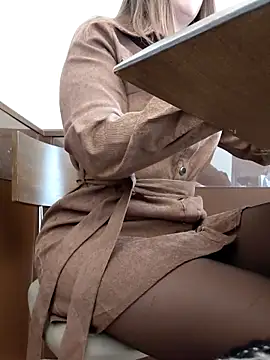 Alexvit2616 online show from 11/21/25, 10:14