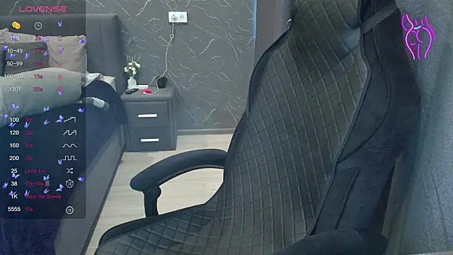 Alice Weiss online show from 02/20/26, 01:02