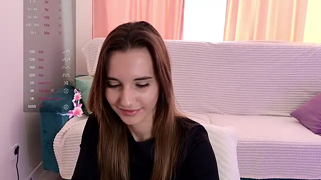 Snapshot of Alice_Weiss chatting on 02/09/25, 08:10 Alice Weiss online show from 02/09/25, 08:10