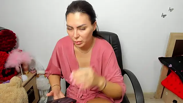 kilenyapatrice online show from 07/04/26, 02:43