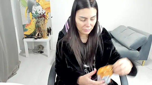 kilenyapatrice online show from 01/14/26, 02:53