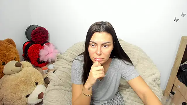 kilenyapatrice online show from 02/11/26, 01:44