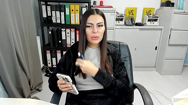 Snapshot of kilenyapatrice chatting on 11/08/25, 12:42 kilenyapatrice online show from 11/08/25, 12:42