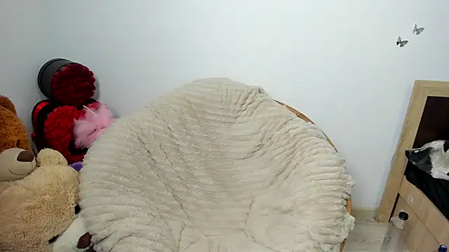 kilenyapatrice online show from 02/15/26, 03:44