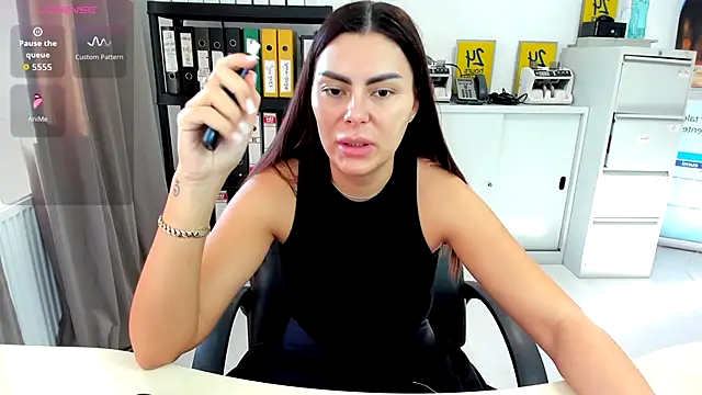 Snapshot of kilenyapatrice chatting on 10/29/25, 11:53 kilenyapatrice online show from 10/29/25, 11:53