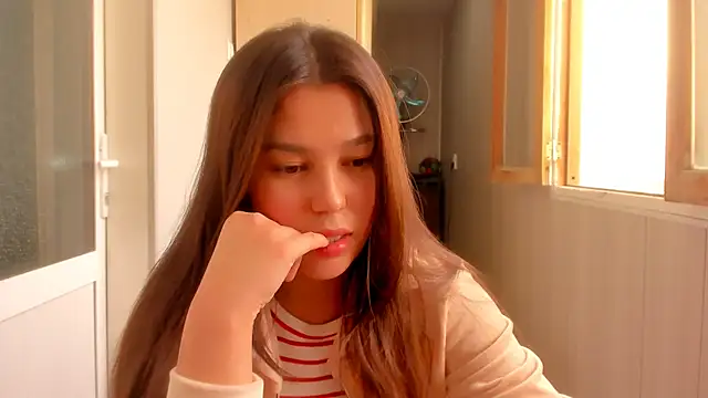 LunaXmii online show from 10/03/25, 08:49