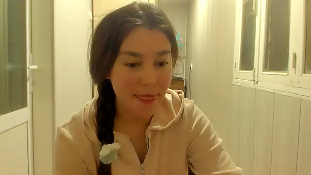 LunaXmii online show from 11/01/25, 11:31