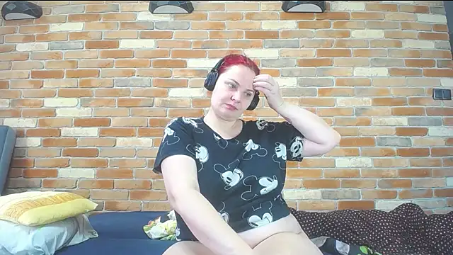 Lusttymommy online show from 12/13/24, 09:24