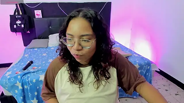 im angels77 online show from 02/20/25, 04:18