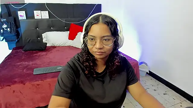 im angels77 online show from 02/26/25, 02:19