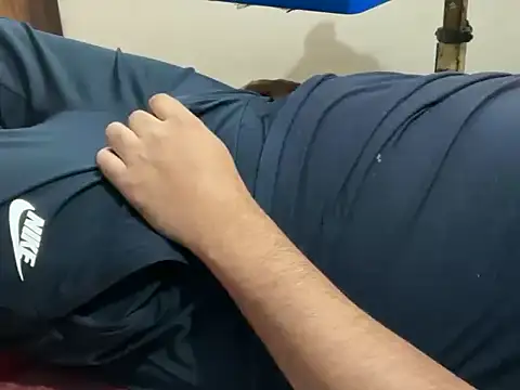 sexyboy09 online show from 05/16/26, 09:03