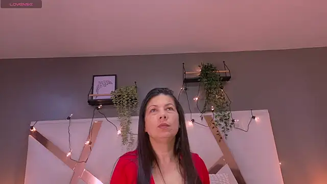 Snapshot of JaylaScott__ chatting on 09/27/25, 10:54 JaylaScott online show from 09/27/25, 10:54