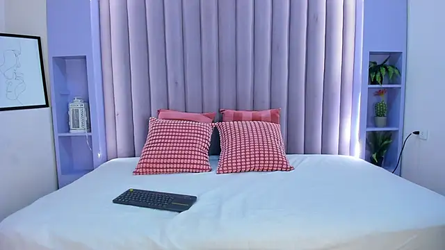 JaylaScott   online show from 01/10/26, 11:49