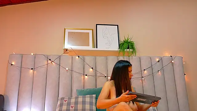 Snapshot of JaylaScott__ chatting on 11/30/25, 11:55 JaylaScott online show from 11/30/25, 11:55