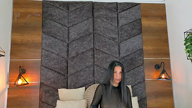 Snapshot of JaylaScott__ chatting on 11/28/25, 11:43 JaylaScott online show from 11/28/25, 11:43