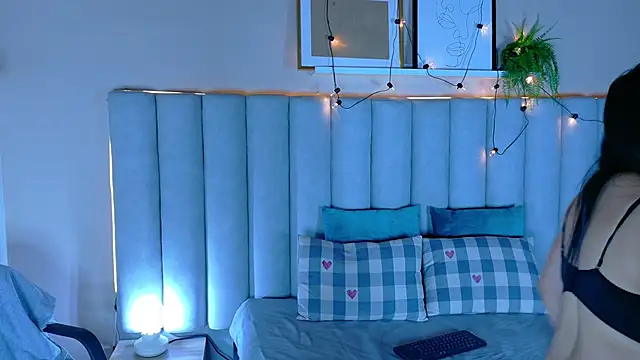 Snapshot of JaylaScott__ chatting on 10/13/25, 11:34 JaylaScott online show from 10/13/25, 11:34