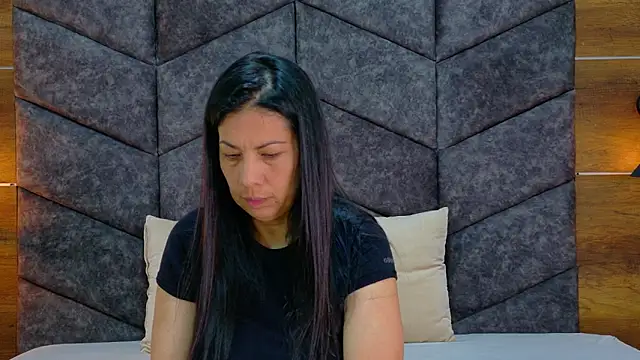 JaylaScott   online show from 02/01/26, 11:41