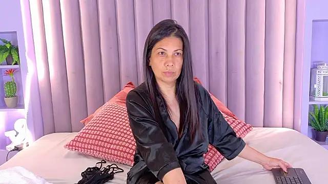 JaylaScott   online show from 03/21/26, 07:40