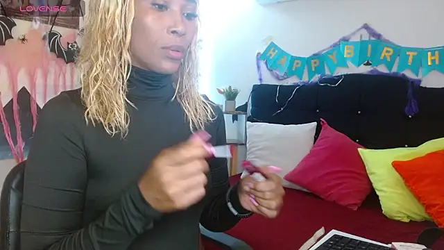 NatashaDormat online show from 10/25/25, 01:56