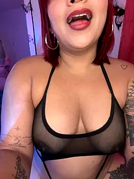 EmmaHot online show from 11/19/25, 11:54