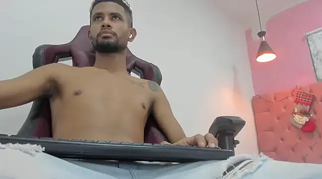 jiren xboy online show from 12/11/24, 08:15