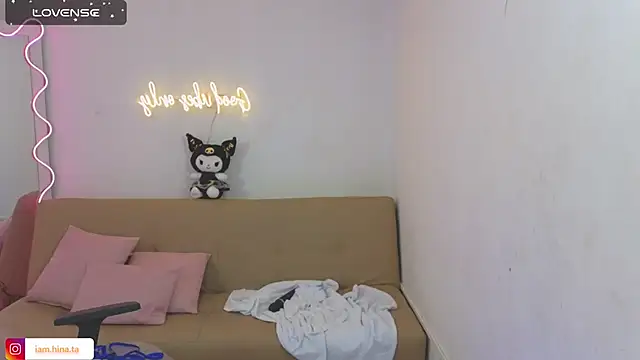 Snapshot of hina_tay chatting on 02/06/25, 10:25 hina tay online show from 02/06/25, 10:25