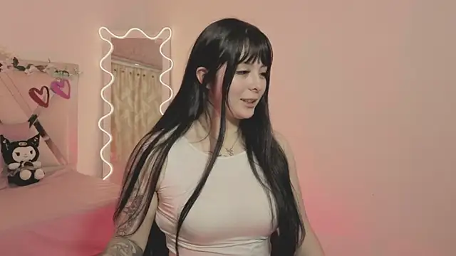 hina tay online show from 11/28/25, 03:07