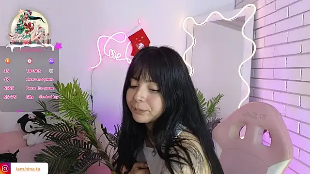 Snapshot of hina_tay chatting on 12/24/24, 04:22 hina tay online show from 12/24/24, 04:22