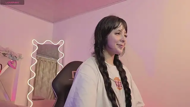 hina tay online show from 01/18/26, 03:10