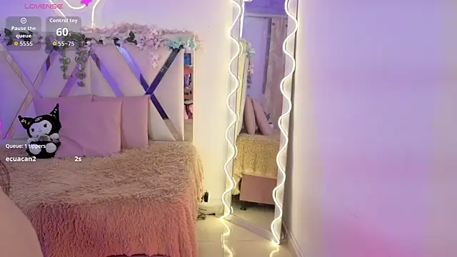 hina tay online show from 04/11/26, 03:36