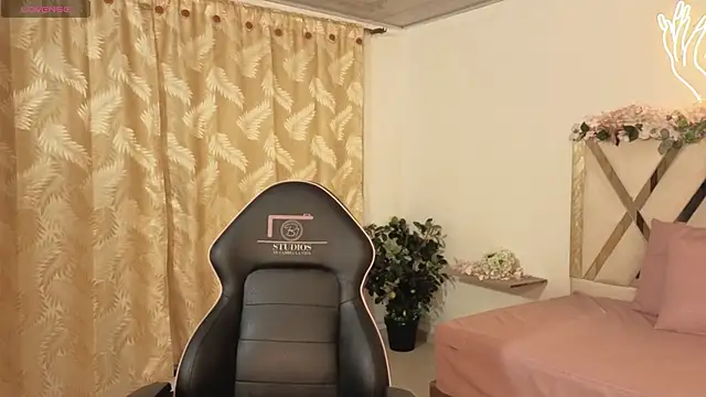 hina tay online show from 02/21/26, 03:08