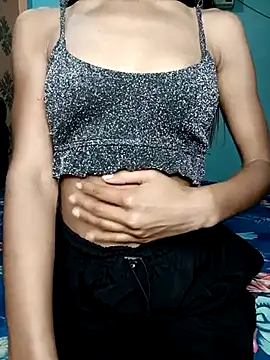 Snapshot of poojaji690 chatting on 02/27/25, 09:18 poojaji690 online show from 02/27/25, 09:18