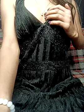 poojaji690 online show from 02/10/26, 06:01