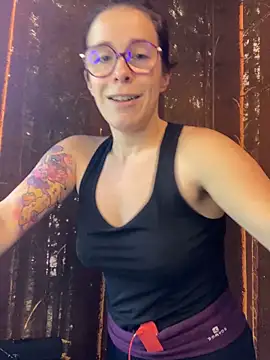 MagdalenaMedusa online show from 11/04/25, 08:07