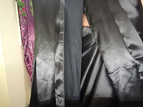 Snapshot of Kinjal_patel01 chatting on 01/19/26, 06:50 Kinjal patel01 online show from 01/19/26, 06:50