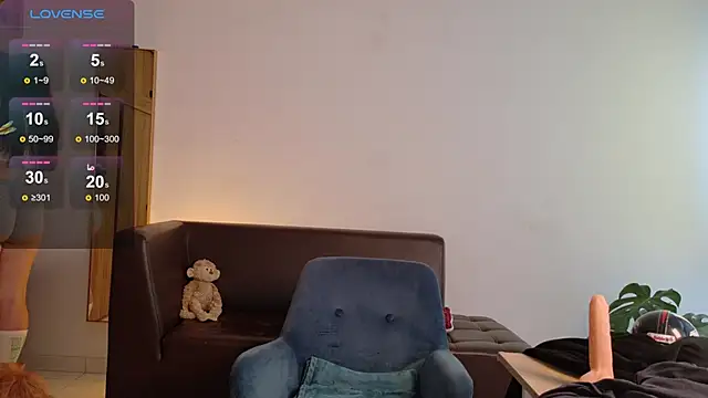 Rachel t  online show from 02/15/25, 07:17