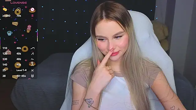 Snapshot of doll_barbieee chatting on 02/23/26, 08:53 doll barbieee online show from 02/23/26, 08:53