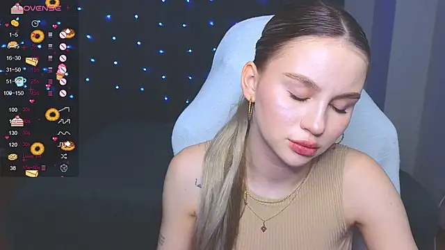 Snapshot of doll_barbieee chatting on 02/07/26, 06:49 doll barbieee online show from 02/07/26, 06:49