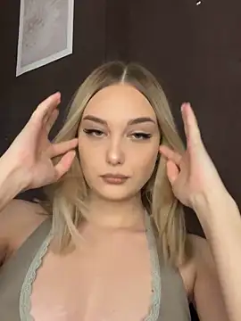 Alisa Rise online show from 11/30/25, 02:07