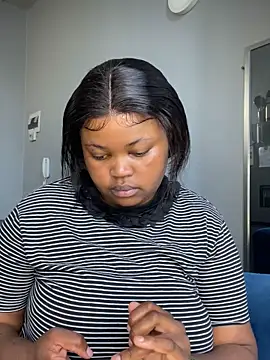 Snapshot of Curveysinaa chatting on 11/06/25, 05:55 Curveysinaa online show from 11/06/25, 05:55