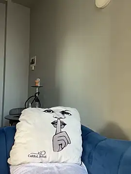 Curveysinaa online show from 02/26/26, 06:02