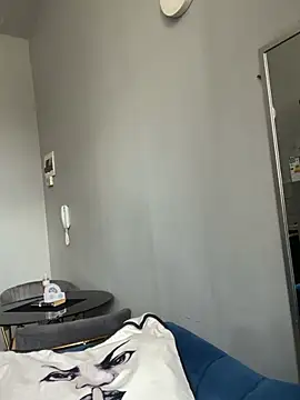 Curveysinaa online show from 02/16/26, 08:46